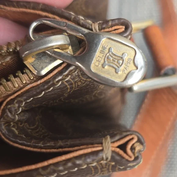 * GUC * Vintage Celine * - Picture 14 of 17